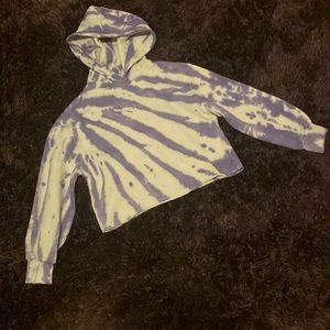 Tie-Dye Crop Top Hoodie